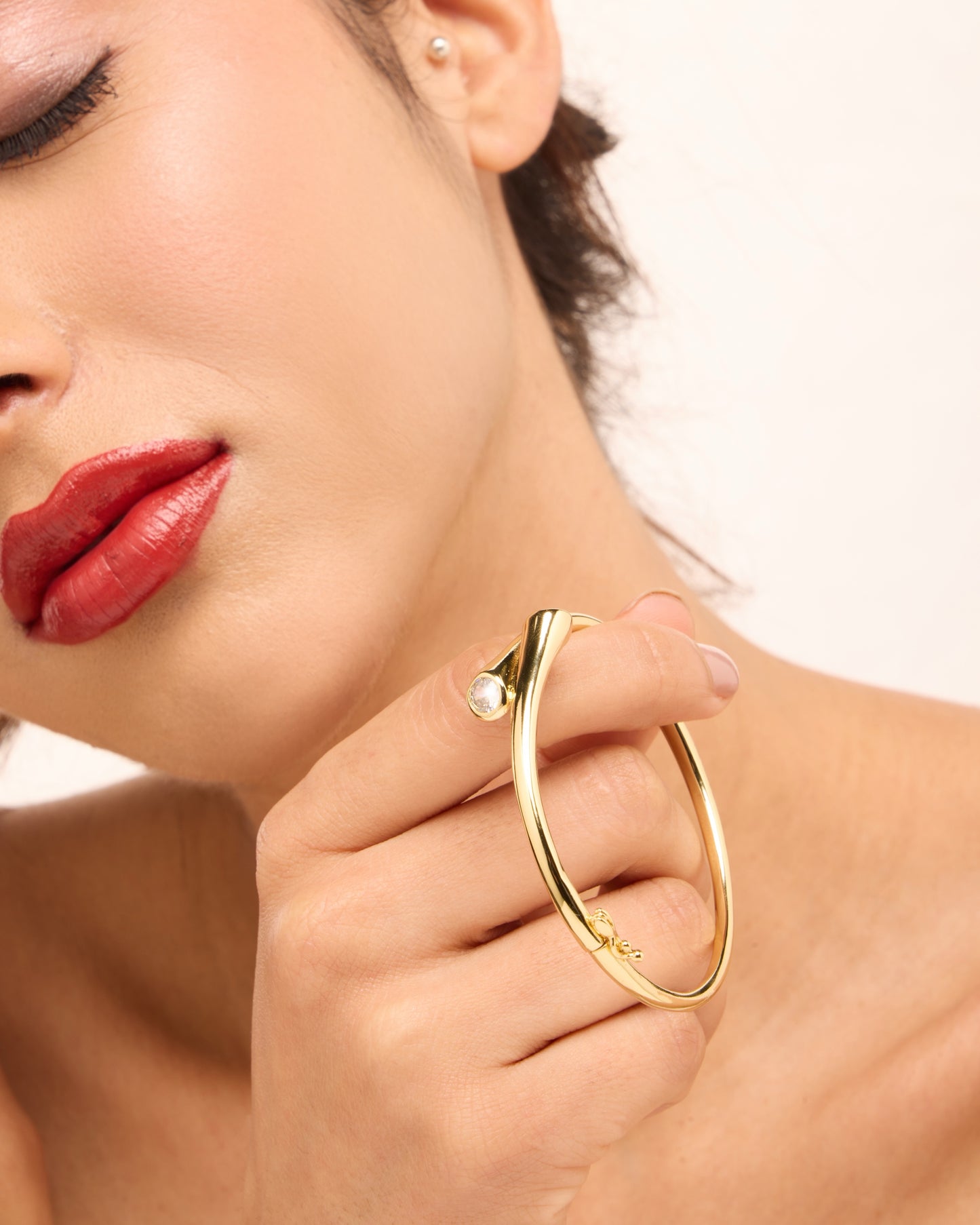 antitarnish, 18k gold plated, bracelet bangle, womens bracelet, skin safe, aterproof, jewellery, luxury jewels