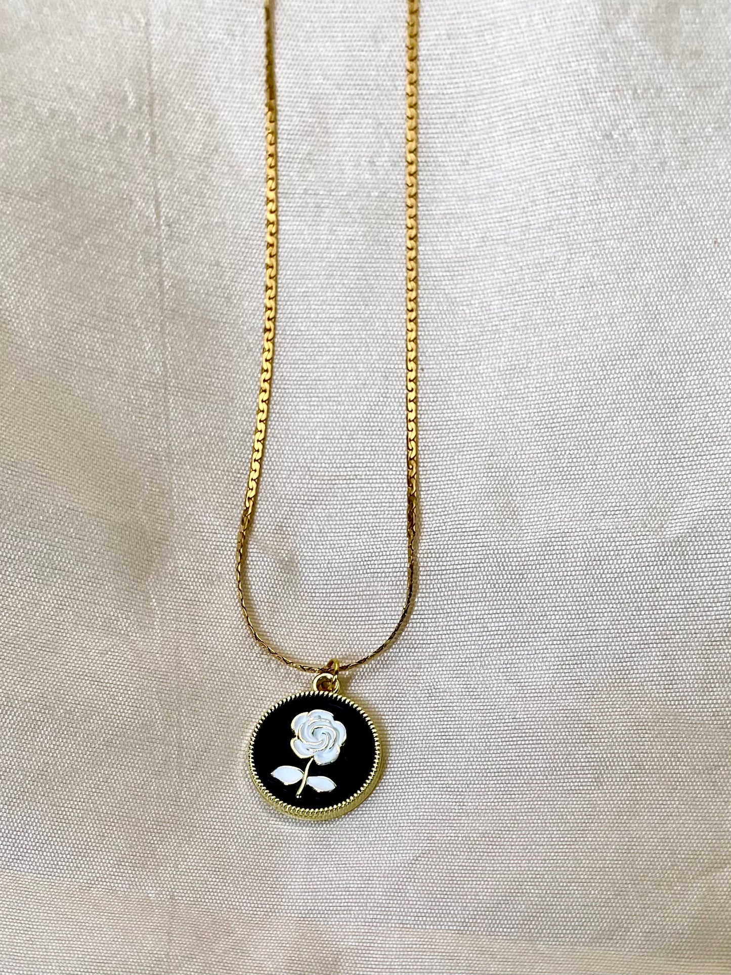 vintage coin charm, charm necklace, golden chain necklace, gold chain, ancient charm, vintage charm, minimalist chain, minimalist necklace