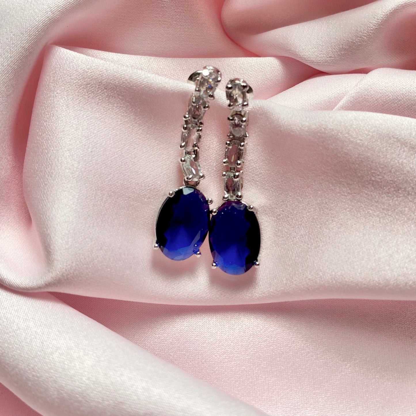 Aurelia Sapphire Drop Necklace Set