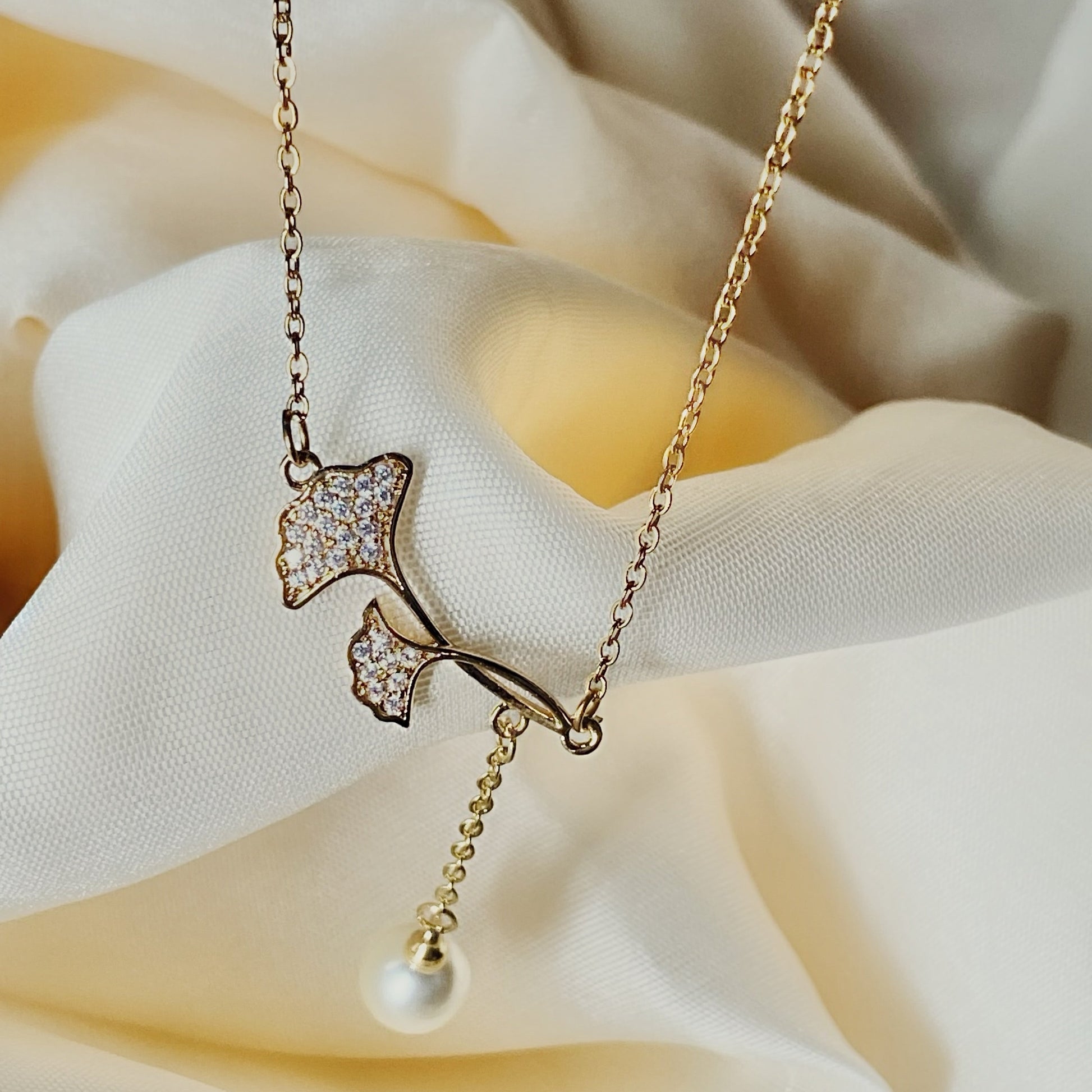 The Sirens Pearl Necklace - Seleny Studio