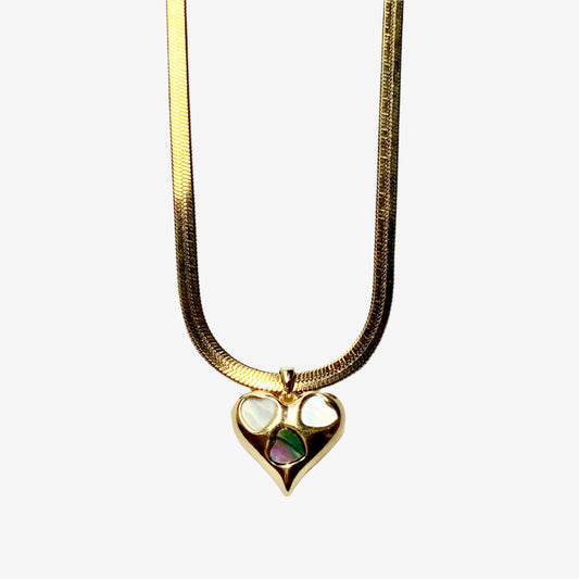 18k gold necklace, waterproof chain necklace, women necklace, heart necklace, antitarnish jewellery, affordable jewellery, luxury jewels, hypoallergenic, skin safe jewels, girls jewellery, women jewellery, office wear, statement pieces, casual wear, bold look jewellery